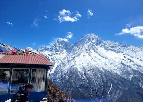 everest tea house view